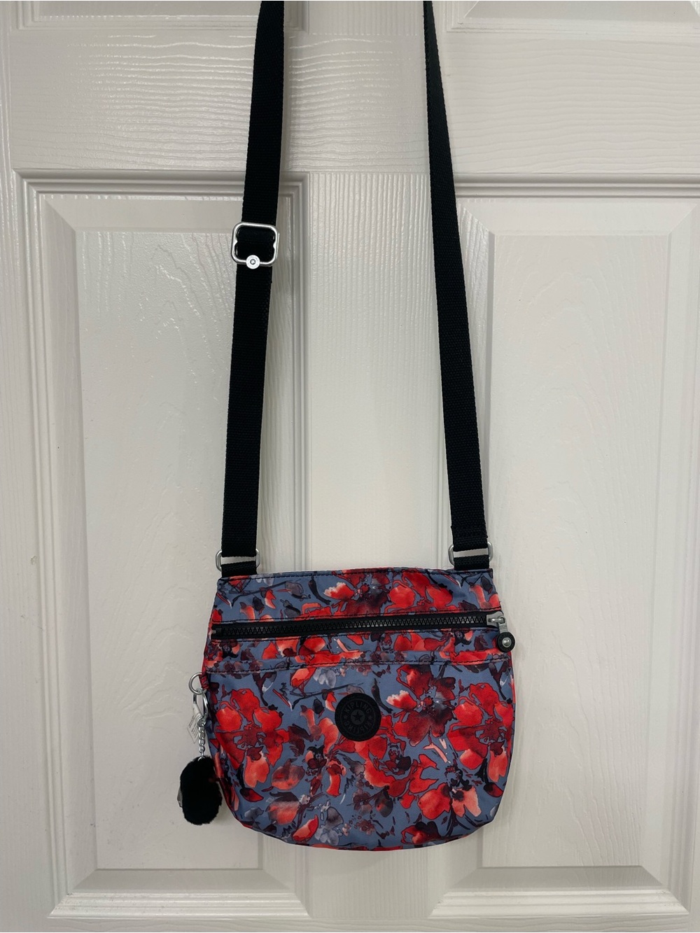 Women's Floral Crossbody Bag - Red/Gray